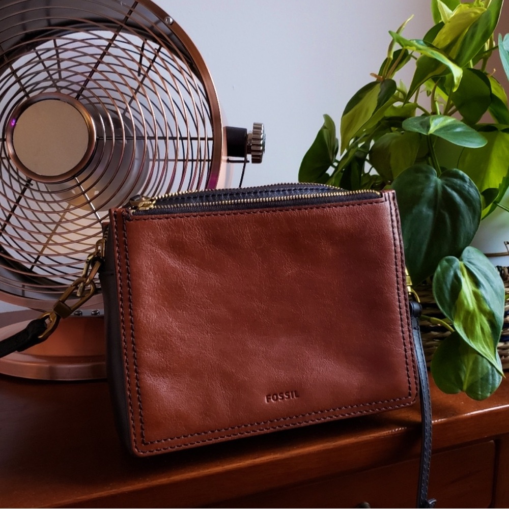FOSSIL Campbell Leather Crossbody Bag 🤎